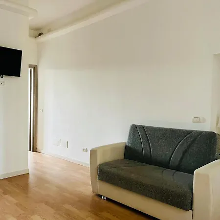Vercelli Comfort Milan